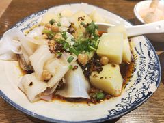 -阿婉贵州苗家酸汤鱼(梅林店)