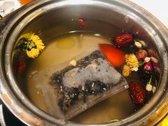 藏茶火锅-一叶一世界·素食餐厅(锦华万达店)