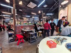 大堂-憨铁匠老火锅(龙岗万科里店)
