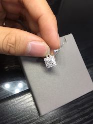 -威德钻石-克拉钻大本营(南京东路店)