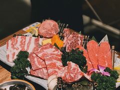 -明洞阿姨·韩式酱蟹烤肉·创意料理(三元桥店)