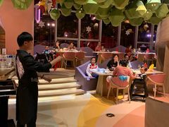 -水桶王国主题餐厅·聚会·生日派对·亲子活动·家庭套餐(亚龙湾希尔顿店)