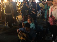 -周日夜市