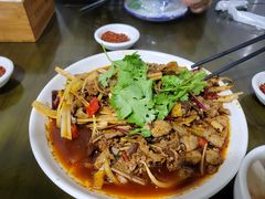 -小杨翘脚牛肉