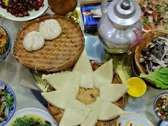 -三锅莊·牦牛肉火锅·香格里拉特色藏餐宴请餐厅(昆明创始店)