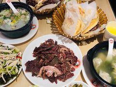 -闫家驴肉老店(华电一校店)