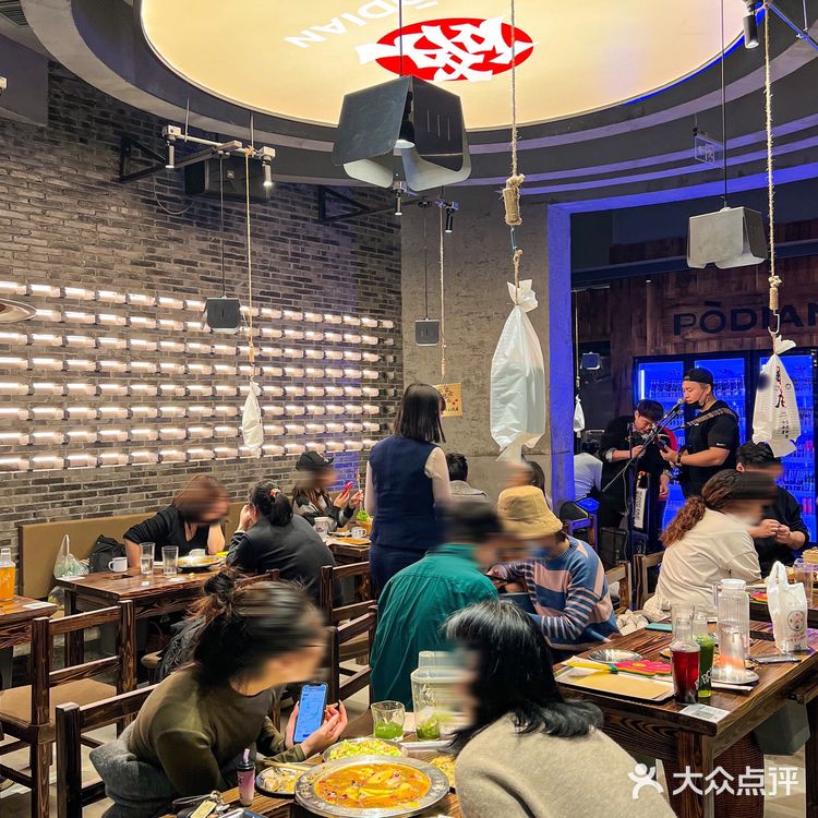 西安‼️chao正宗的东北烧烤来小破店吃甜麻肥哈!