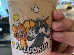 -瑞幸咖啡(凯德虹口龙之梦店)