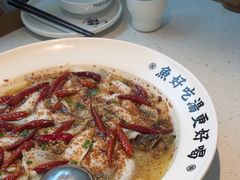 -江渔儿酸菜鱼(奥园广场金发购物中心店)