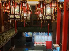 -梅龙镇酒家(南京西路总店)