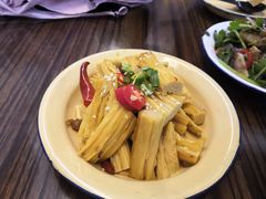 -三镇卤货二公司(汉街店)