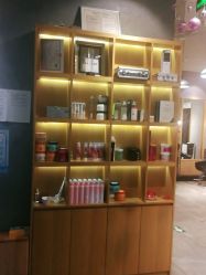 -时尚殿堂明星门店