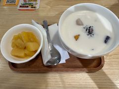 -满记甜品(优客百盛店)