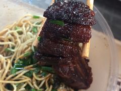 -小龙大肉面馆