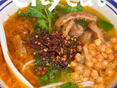 -窄巷口生烫牛肉米线(客村店)