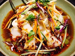 羊毛工镇凉皮-丝路金桃·新疆菜(徐汇店)