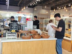 -焙丽拾光(麦凯乐直营店)