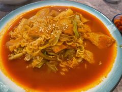 拉面炒年糕-屋里家延边朝鲜族冷面(梅林3店)