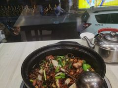 茶树菇香辣鸡煲-清真重庆巴爷香辣鸡煲(南小巷店)