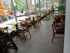 大堂-老乡鸡(明光润溪广场大润发店)