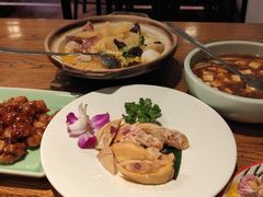 -新白鹿餐厅(百联中环店)