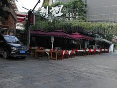 -刘姐啤酒鱼民族演艺餐厅(西街总店)