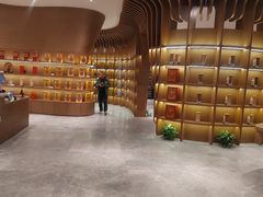 -华致酒行(沈砖公路店)