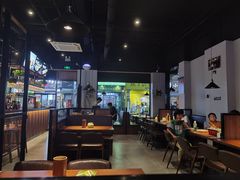 大堂-串东家·好酒配好串(拱墅万达金街店)