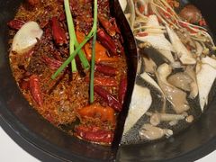-贰回巷火锅馆(钟楼店)