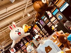 -LINE FRIENDS Garosu-gil Flagship Store