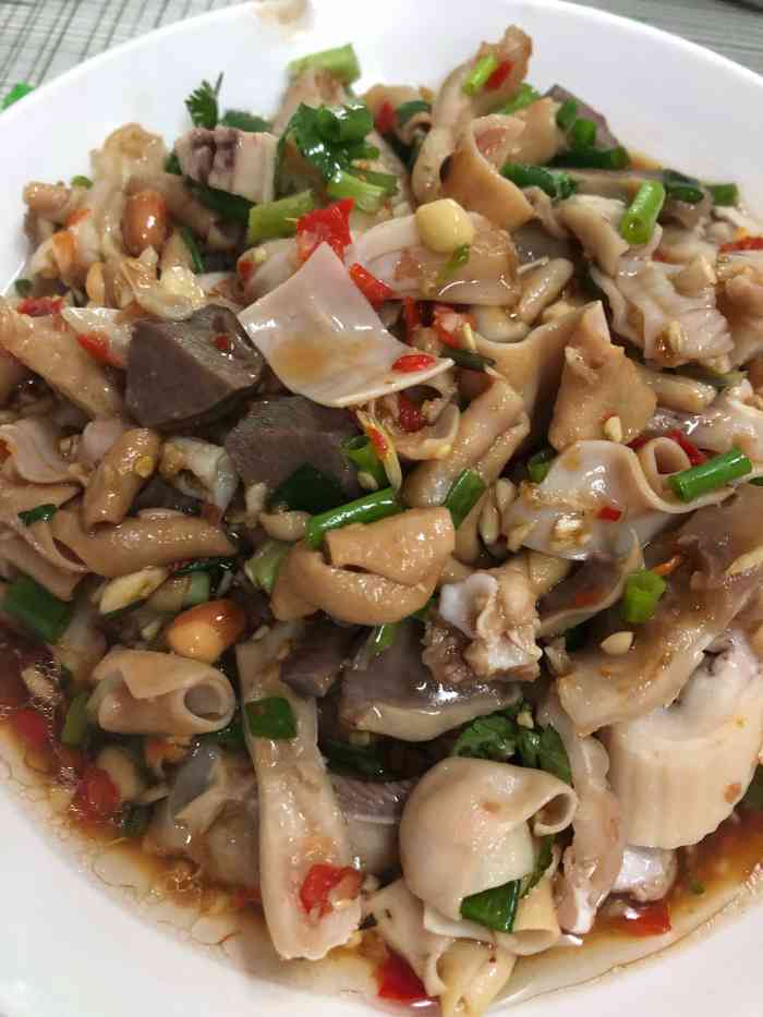 博白风味(琅西店)-"店子不大而且在市场的小巷子里面,不太显眼.