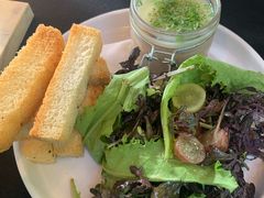 -Bully Hayes Restaurant & Bar