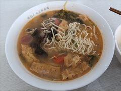 六鲜面-许记大碗皮肚面馆(三条巷店)