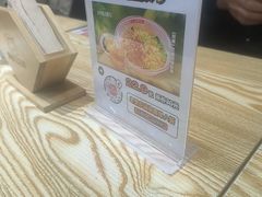 -魔都三兄弟酸辣粉·蘸卤炸串(虹桥万科店)