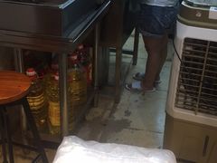 -肖炮现炸酥肉(解放碑店)