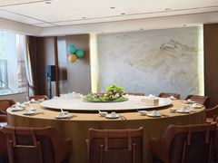 -粤盛海鲜平价店(洛溪食街店)