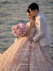 -雪中彩影婚纱摄影·微光艺术中心