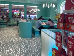 -季季红火锅(柳州城中万达二店)