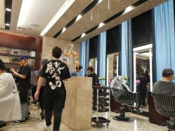 -AKOZO Beauty Salon