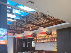 -阿瓦山寨·湘菜现炒·剁椒鱼头王(咸阳总店)