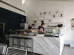 -UNI UNI(环亚凯瑟琳店)