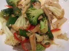 -美奈小馆·越南料理(中航城君尚购物中心店)