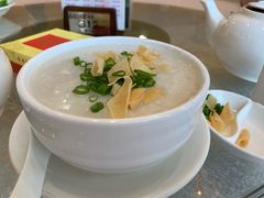 -麒麟山景大酒店岭南汇海鲜酒家(沙井店)