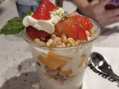 招牌优格杯-BE BRIGHT KITCHEN(正佳广场店)