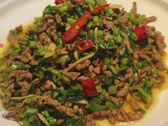 雪菜牛肉丝-食光慢宴·安吉土菜馆