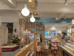 -猫的天空之城概念书店(束河店)