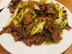 葱爆羊肉-老赵酒家