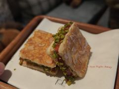 -TOT BISTRO餐酒馆