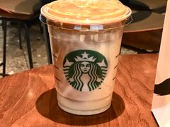 浓郁豆奶拿铁-星巴克(厦门SM新生活广场店)