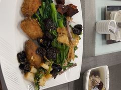 -深圳锦龙奥迪4S店(前海店)